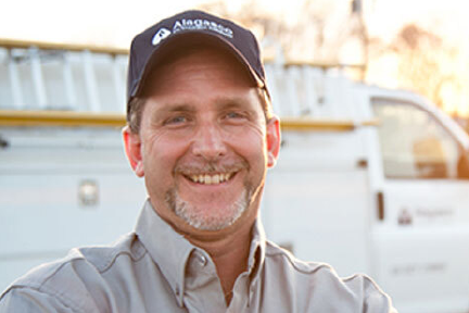 Image of Alagasco employee